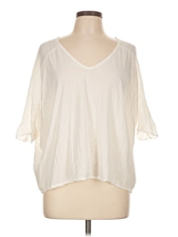 Velvet 3/4 Sleeve Top (view 1)