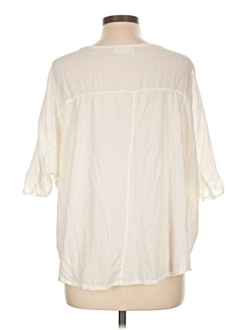 Velvet 3/4 Sleeve Top (view 2)