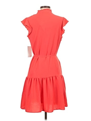 Julia Jordan Casual Dress (view 2)