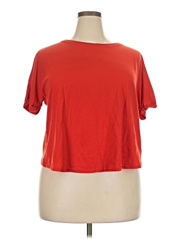 Zumba Wear Short Sleeve T-Shirt (view 1)