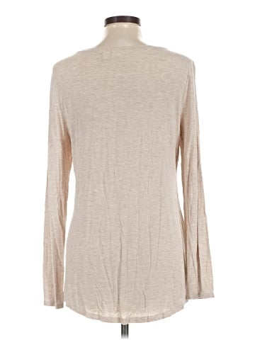 Versona Long Sleeve T-Shirt (view 2)