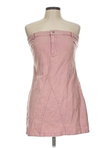 Le Lis Casual Dress (view 1)