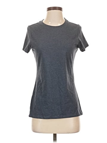 District. Active T-Shirt (view 1)