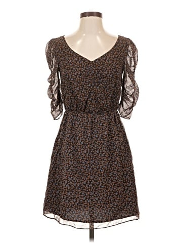 Eliot Casual Dress (view 1)