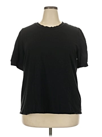 BLOOMCHIC Short Sleeve T-Shirt (view 1)