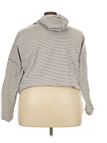 rue21 Pullover Sweater (view 2)