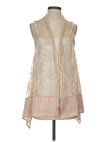 Daytrip Sleeveless Blouse (view 1)