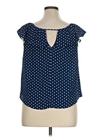 Lily White Short Sleeve Blouse (view 2)