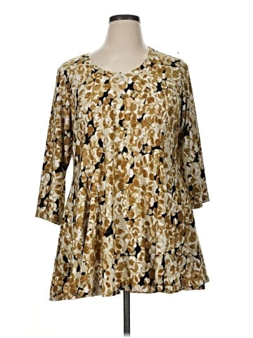 Attitudes by Renee 3/4 Sleeve Blouse (view 1)