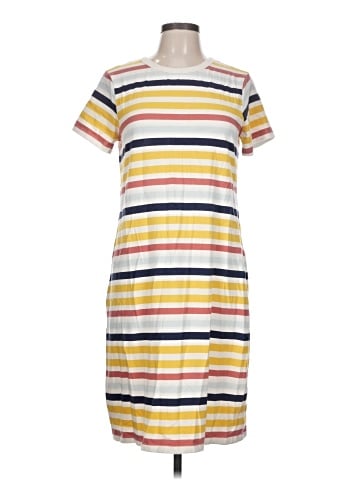 Old Navy Casual Dress (view 1)