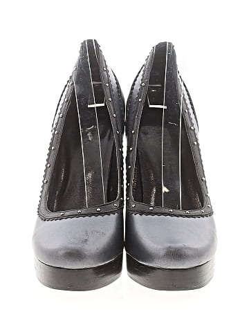 Colin Stuart Heels (view 2)