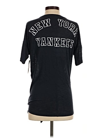 New Era Short Sleeve T-Shirt (view 2)
