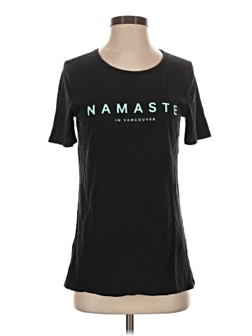 Lululemon Athletica Short Sleeve T-Shirt (view 1)