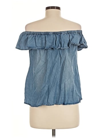 Velvet Heart Sleeveless Blouse (view 2)