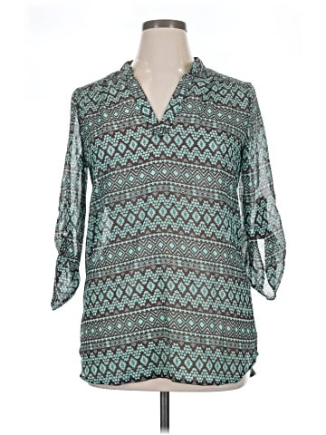 Justify 3/4 Sleeve Blouse (view 1)