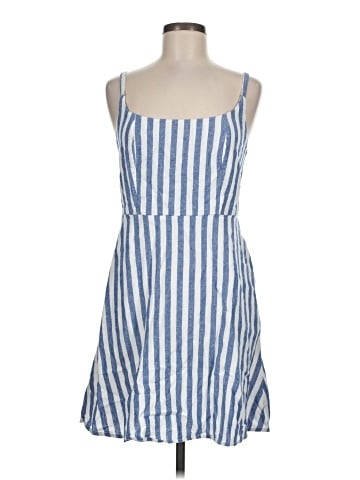 Old Navy Casual Dress (view 1)