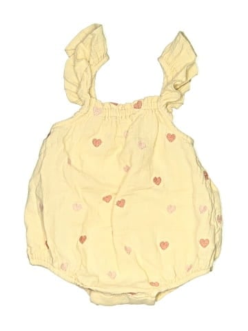 QUINCY MAE Short Sleeve Onesie (view 1)