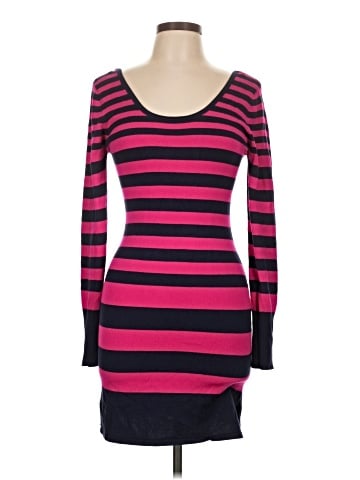 Derek Heart Pullover Sweater (view 1)