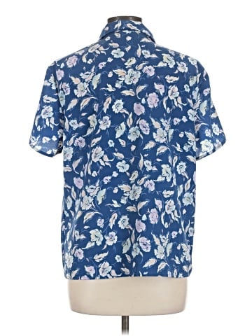Jessica Holbrook Short Sleeve Button-Down Shirt (view 2)
