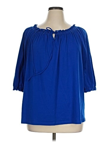Beverly Drive 3/4 Sleeve Blouse (view 1)
