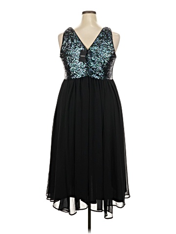 Torrid Cocktail Dress (view 2)