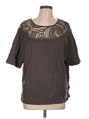 Listicle Short Sleeve Top (view 1)