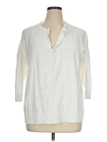 Ann Taylor LOFT 3/4 Sleeve T-Shirt (view 1)
