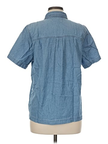 Madewell Denim Short-Sleeve Button-Up Shirt in Brickton Wash (view 2)