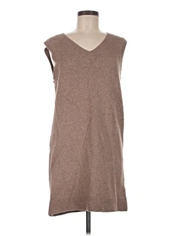 Old Navy Casual Dress (view 1)
