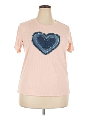 Free Kisses Short Sleeve T-Shirt (view 1)