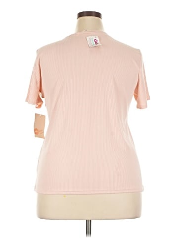 Free Kisses Short Sleeve T-Shirt (view 2)