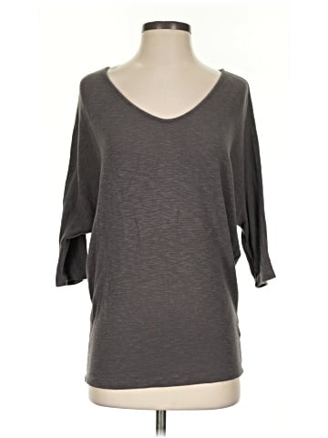 Laila Jayde Pullover Sweater (view 1)