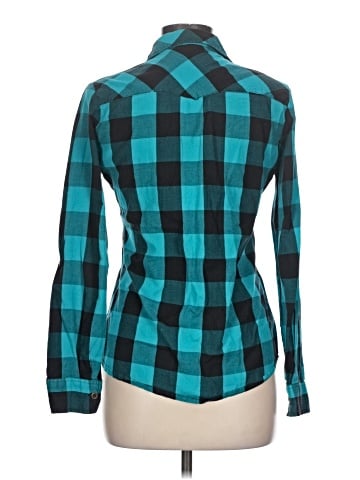 Delia's Long Sleeve Button-Down Shirt (view 2)