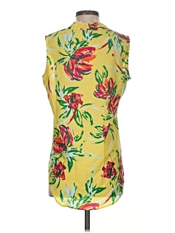 Jaclyn Smith Sleeveless Blouse (view 2)