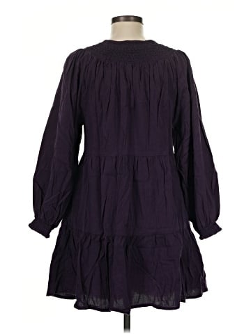 Old Navy Casual Dress (view 2)