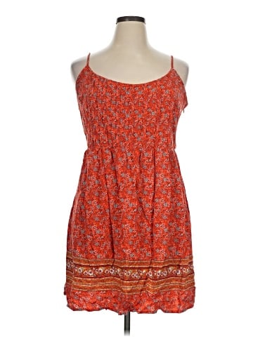 Old Navy Casual Dress (view 1)