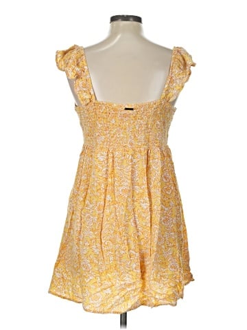 Billabong Casual Dress (view 2)