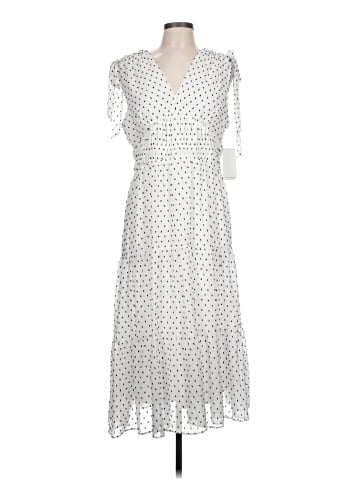 Julia Jordan Casual Dress (view 1)