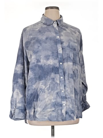 Old Navy Long Sleeve Button-Down Shirt (view 1)