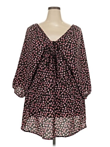BLOOMCHIC 3/4 Sleeve Blouse (view 1)