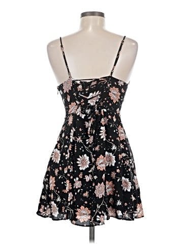American Eagle Outfitters Cocktail Dress (view 2)