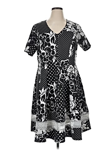 Signature by Robbie Bee Casual Dress (view 1)