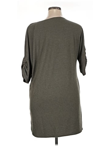 Max Studio 3/4 Sleeve T-Shirt (view 2)