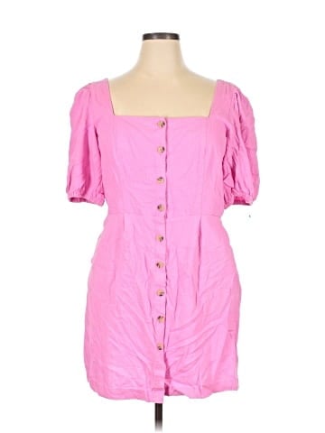 Old Navy Casual Dress (view 1)