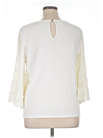 Maurices 3/4 Sleeve Top (view 2)