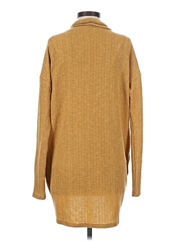 Hem & Thread Kimono (view 2)