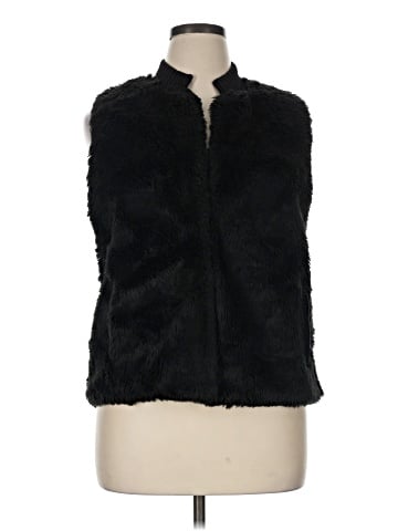 Sag Harbor Faux Fur Vest (view 1)