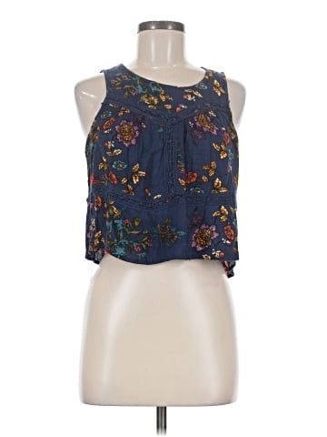 Eyeshadow Sleeveless Blouse (view 1)