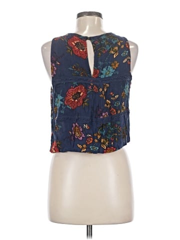 Eyeshadow Sleeveless Blouse (view 2)