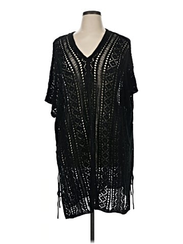 BLOOMCHIC Poncho (view 1)